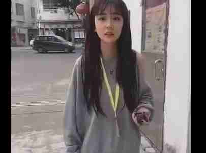 看着挺漂亮的脑子是不是不太好